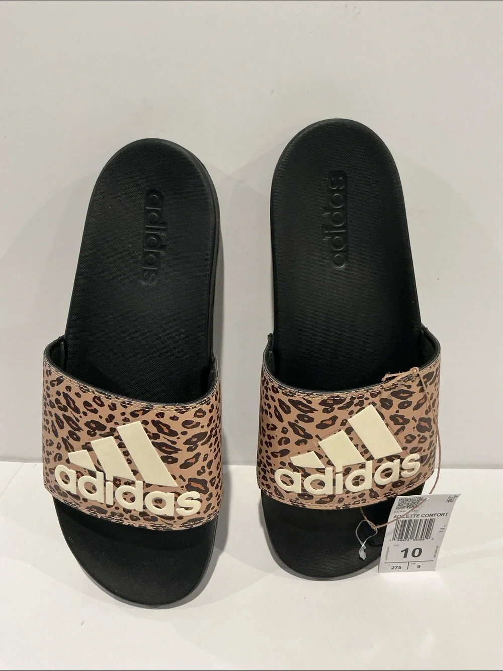 NWT Adidas Men’s Adilette Comfort Leopard Pattern Slippers. Size 10